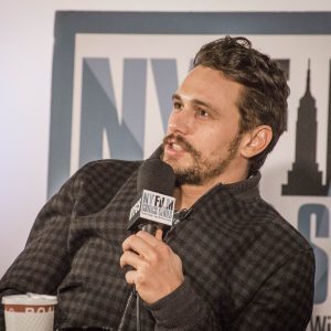 25 celebridades que no usan las redes sociales y por qué 13 James Franco 300x300 2
