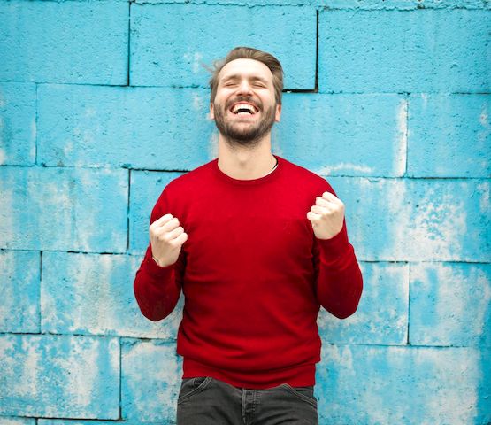 Reseña de Abraham Hicks: ¿Funciona la ley de la atracción?
